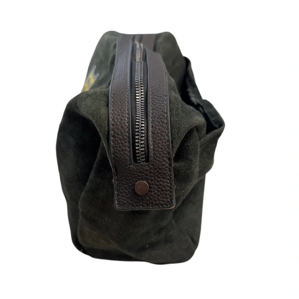 Lucky Brand compact stylish